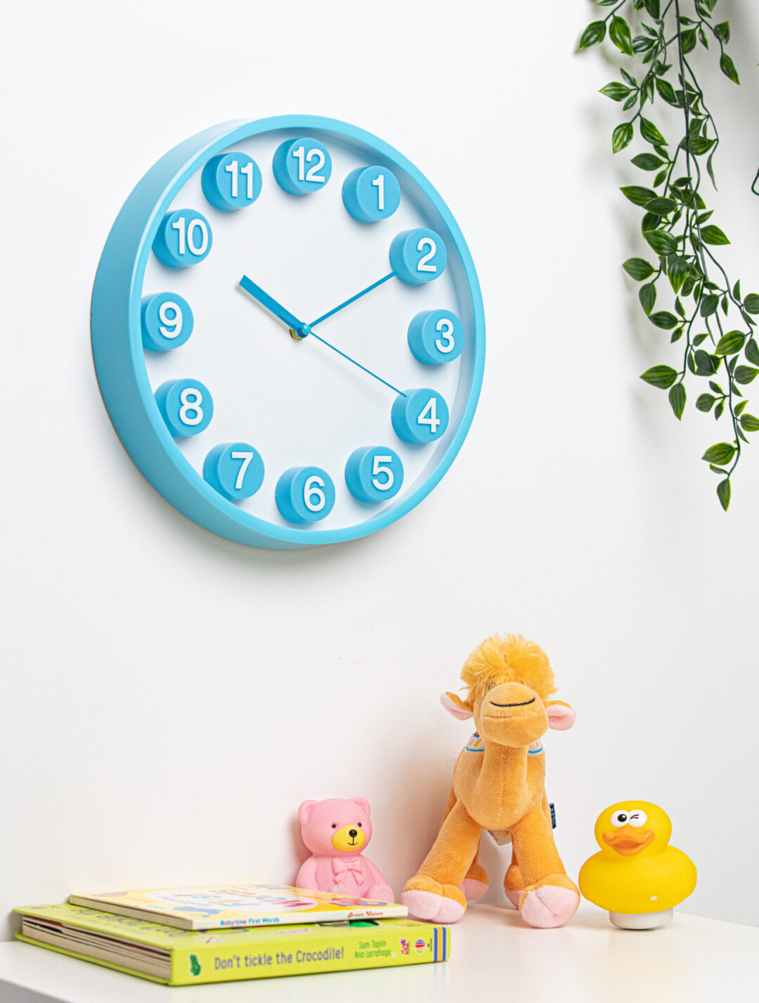 five minute friday} Tick Tock: A Chalk Wall Clock - Blue i Style